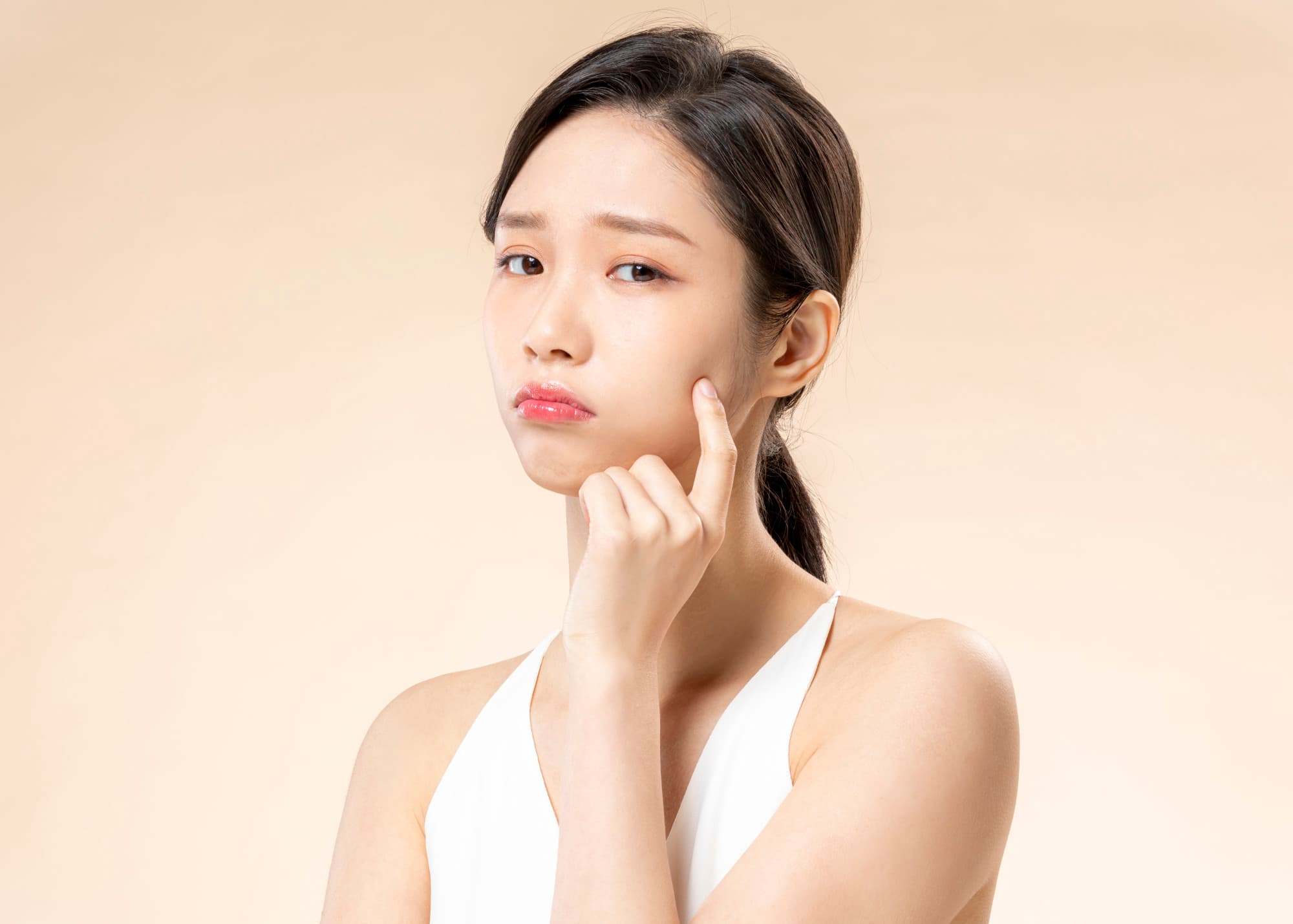 아라동 내과, 피부와 눈 흰자가 노랗게 보인다면 확인해야 할 질환
